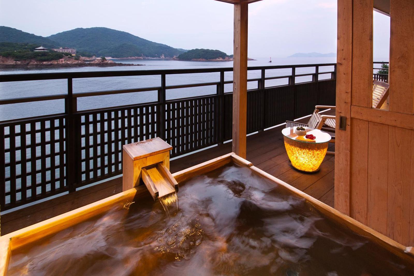 Migiwatei Ochi Kochi Hotel Tomo Luaran gambar