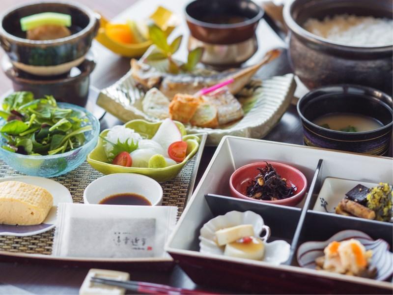 Migiwatei Ochi Kochi Hotel Tomo Luaran gambar